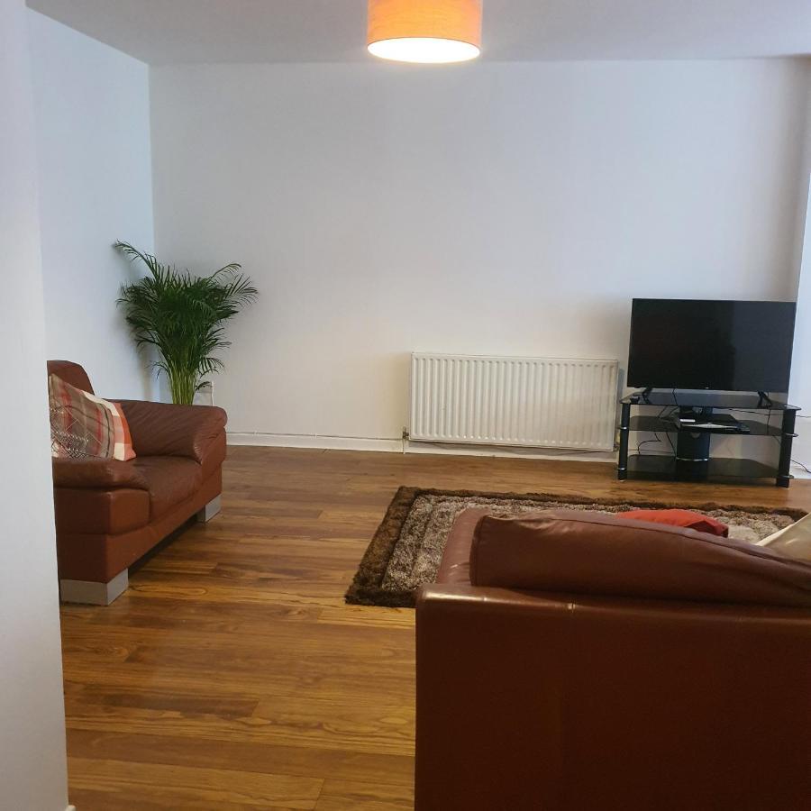 Modern Apt @Tramway Theatre Apartment Glasgow Bagian luar foto
